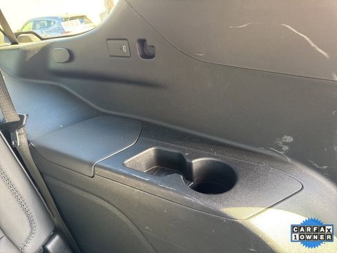 Used 2025 GMC Yukon Denali image 39