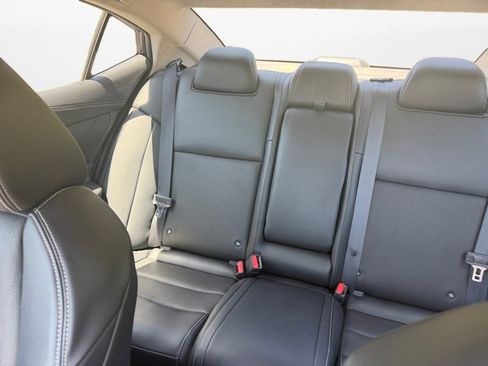 Used 2019 Nissan Maxima 3.5 SL w/ Floor Mat Group FWD image 12