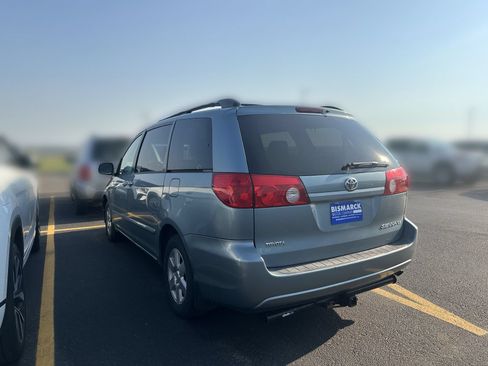 Used 2008 Toyota Sienna CE FWD image 4