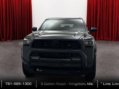 Certified 2025 Toyota 4Runner TRD Off-Road AWD/4WD image 2