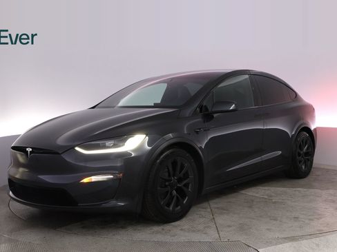 Used 2024 Tesla Model X AWD/4WD image 2