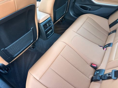 Used 2022 BMW 330e w/ Premium Package image 12