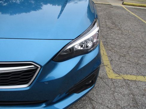 Used 2018 Subaru Impreza 2.0i Premium image 25