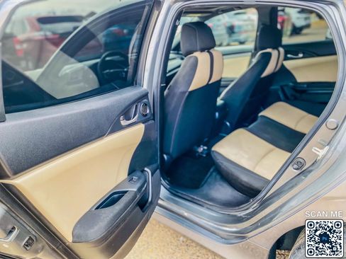 Used 2019 Honda Civic EX image 13