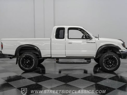 Used 2002 Toyota Tacoma PreRunner RWD image 13