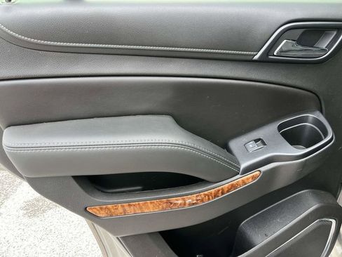 Used 2018 Chevrolet Tahoe Premier image 18