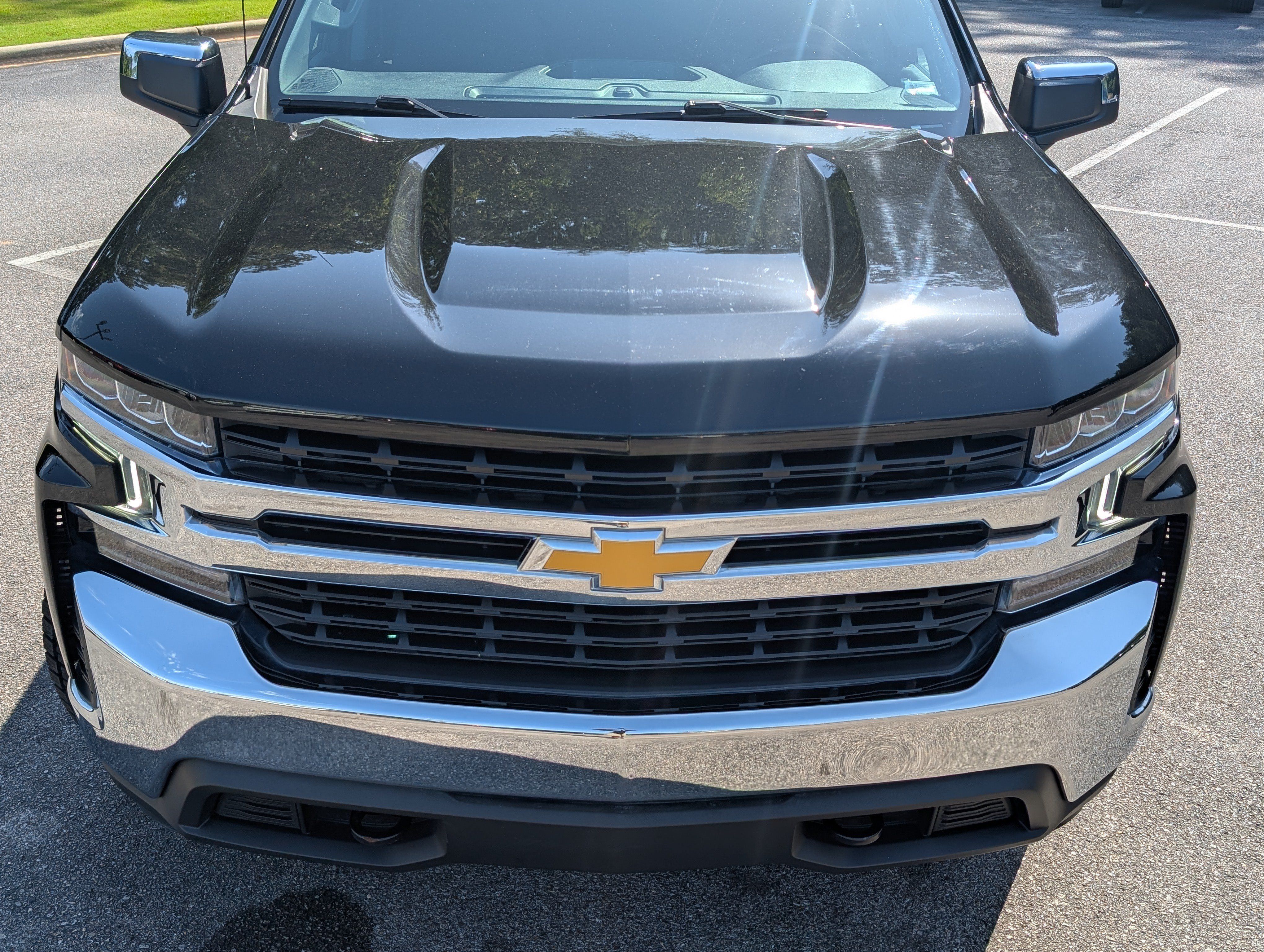 Used 2022 Chevrolet Silverado 1500 LT AWD/4WD image 12