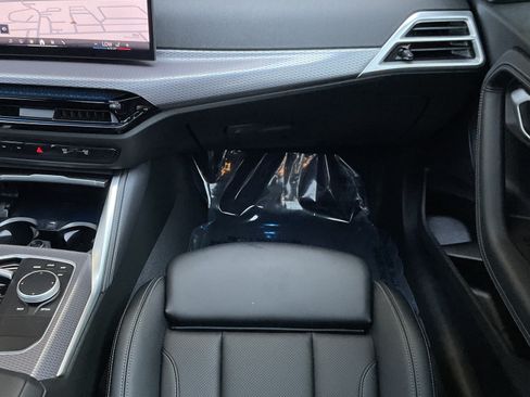 Used 2026 BMW M240i xDrive Coupe AWD/4WD image 25