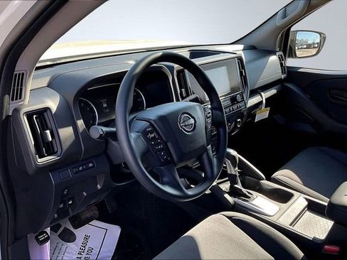 New 2026 Nissan Frontier S image 7