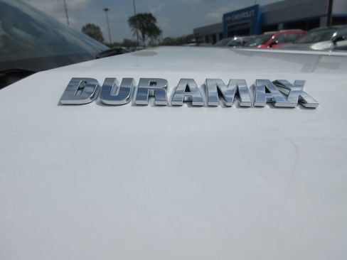 New 2026 Chevrolet Silverado 1500 RST w/ Convenience Package II AWD/4WD image 10