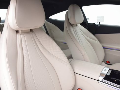 Certified 2024 Mercedes-Benz CLE 300 4MATIC Coupe image 16