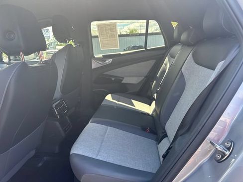 Used 2023 Volkswagen ID.4 Pro AWD/4WD image 25
