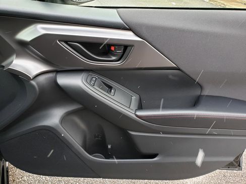 Used 2025 Subaru Impreza 2.0i Sport image 18