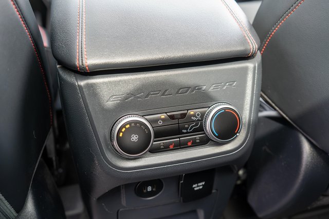 Certified 2025 Ford Explorer ST AWD/4WD image 17