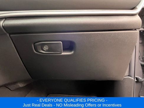 New 2025 Jeep Grand Cherokee Limited w/ Black Appearance Package image 22