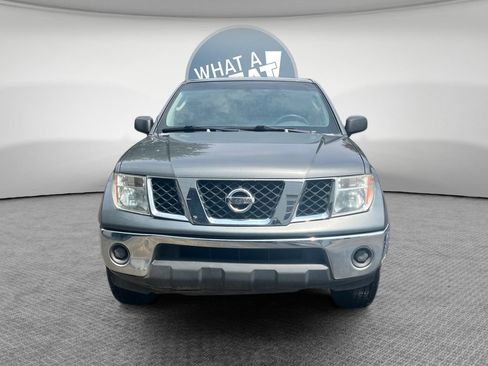 Used 2007 Nissan Frontier SE w/ Power Pkg AWD/4WD image 8
