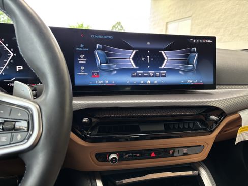 Used 2025 BMW 440i xDrive AWD/4WD image 30