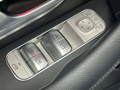 Certified 2025 Mercedes-Benz GLS 450 4MATIC image 34
