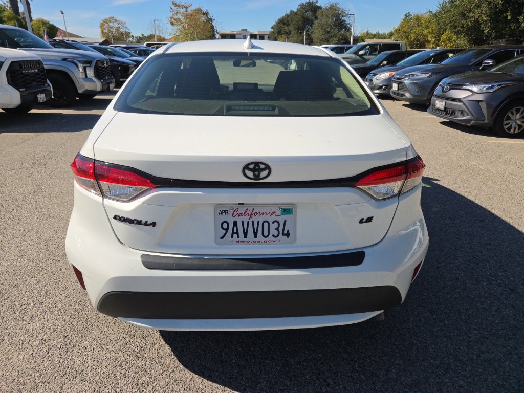 Used 2022 Toyota Corolla LE FWD image 4