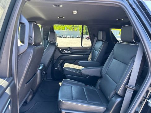 Used 2024 Chevrolet Tahoe Premier AWD/4WD image 10