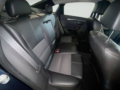 Used 2014 Chevrolet Impala LT FWD image 3