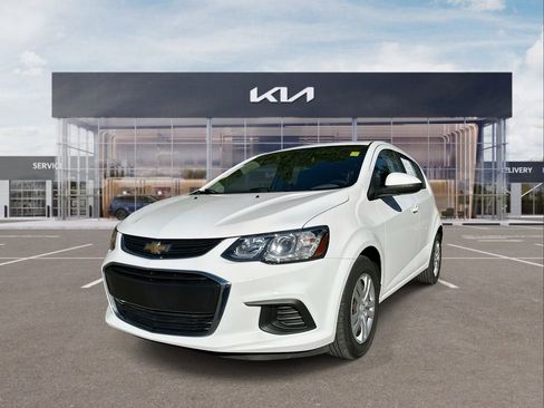 Used 2020 Chevrolet Sonic LT image 4