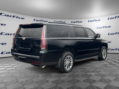 Used 2020 Cadillac Escalade ESV 4WD image 6