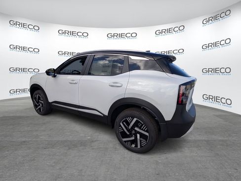 New 2026 Nissan Kicks SV w/ SV Premium Package FWD image 5