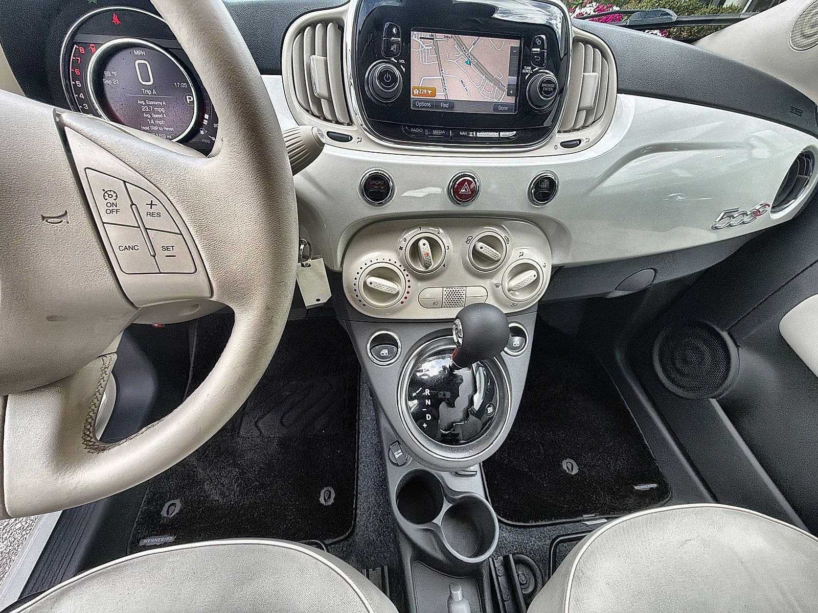 Used 2018 FIAT 500 Pop FWD image 24