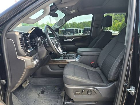 Used 2023 GMC Sierra 1500 Elevation AWD/4WD image 4
