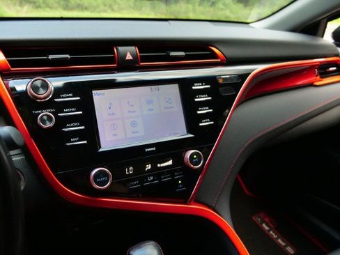 Used 2020 Toyota Camry TRD FWD image 11