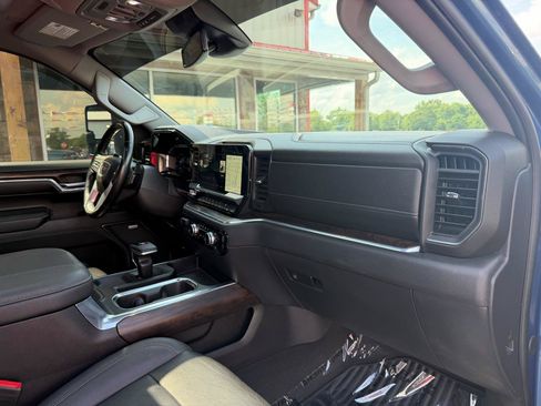 Used 2024 GMC Sierra 1500 SLT w/ SLT Convenience Package AWD/4WD image 27