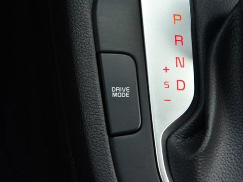 Used 2024 Kia Forte LXS w/ LXS Technology Package FWD image 16