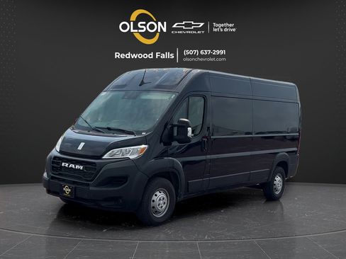 Used 2023 RAM ProMaster 2500 FWD image 1