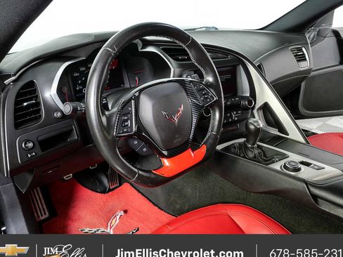 Used 2017 Chevrolet Corvette Stingray Coupe w/ 1LT image 4