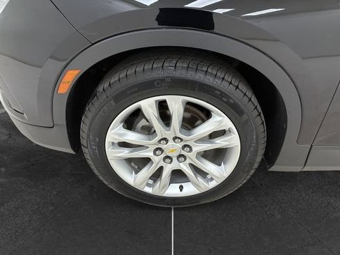 Used 2019 Chevrolet Blazer LT w/ Sun and Wheels Package AWD/4WD image 9