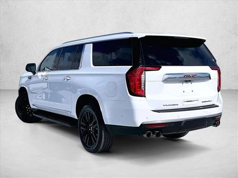Used 2024 GMC Yukon XL Denali w/ Advanced Technology Package image 13