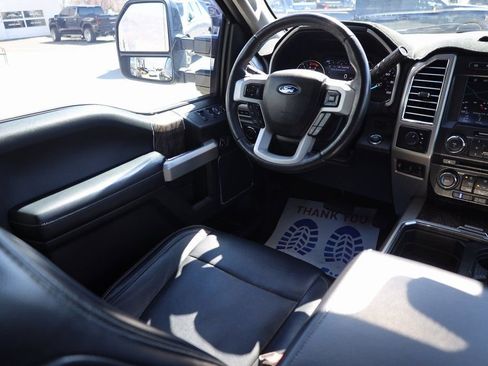 Used 2017 Ford F350 Lariat w/ Lariat Ultimate Package image 19