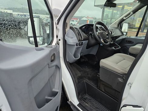 Used 2019 Ford Transit 350 XLT image 18