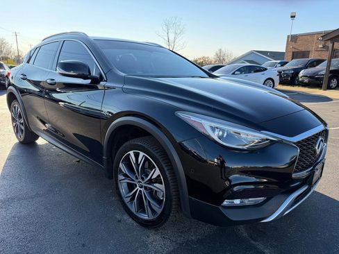 Used 2018 INFINITI QX30 Premium w/ Navigation Package AWD/4WD image 54