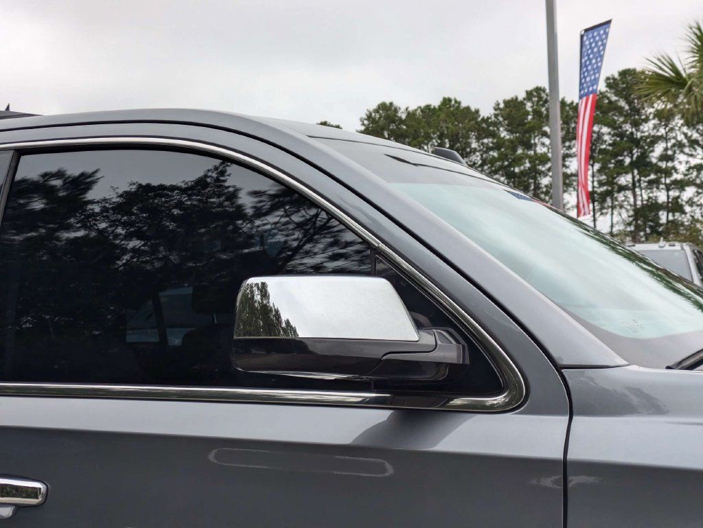 Used 2019 Chevrolet Tahoe LT AWD/4WD image 12