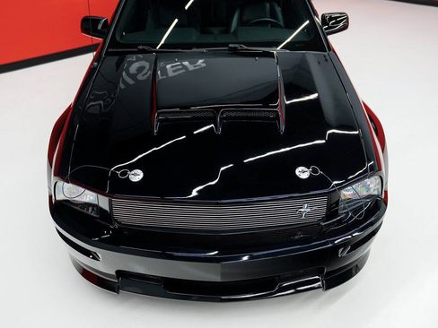 Used 2007 Ford Mustang GT Premium RWD image 3