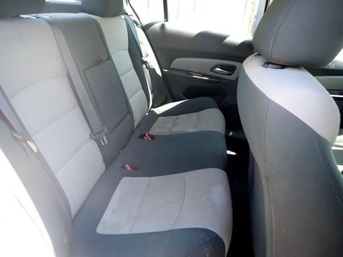 Used 2012 Chevrolet Cruze LS image 28