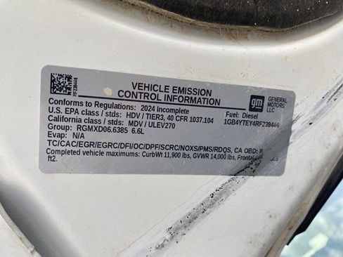 Used 2024 Chevrolet Silverado 3500 LT w/ Convenience Package image 79