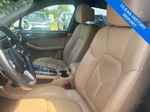 Used 2021 Porsche Macan AWD/4WD image 3