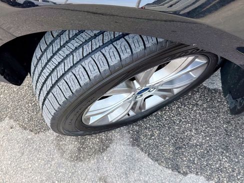 Certified 2019 Ford Edge Titanium w/ Equipment Group 301A image 32