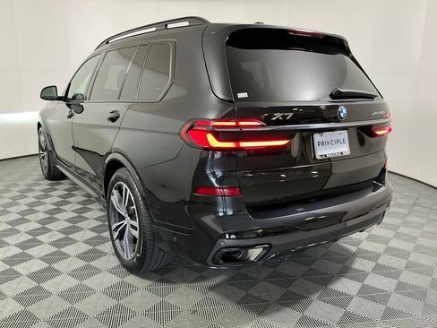 Certified 2024 BMW X7 xDrive40i w/ M Sport Package AWD/4WD image 8