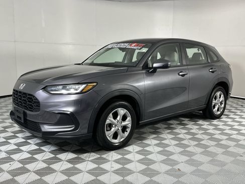 Used 2023 Honda HR-V LX image 4