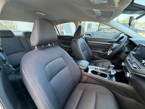 Used 2023 Nissan Altima 2.5 SV AWD/4WD image 62