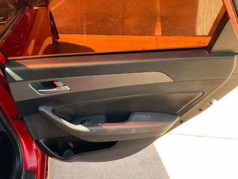 Used 2018 Hyundai Sonata Sport FWD image 18